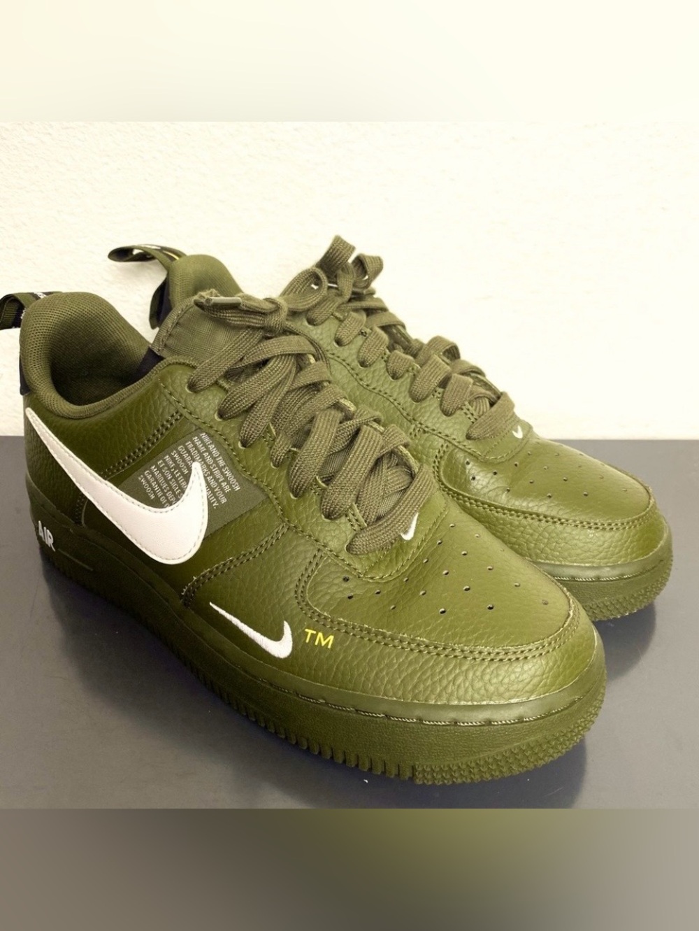 Nike Air Force 1 07 LV8 Utility Olive Canvas Sneakers
